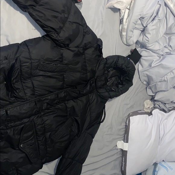 coat - Picture 1 of 4